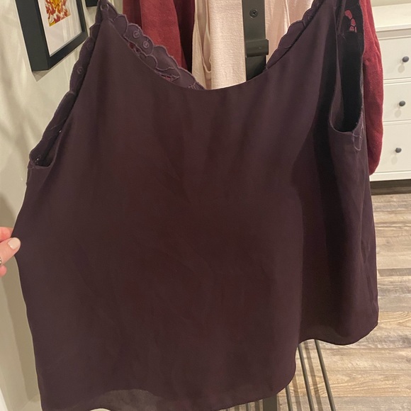 Aritzia / Babaton Tank Top - Picture 2 of 3